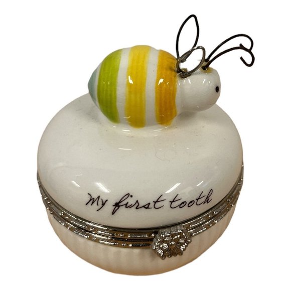 Vintage Small My First Tooth Smiling Happy Bee Ceramic Porcelain Box Jar 3” tall - Picture 1 of 5